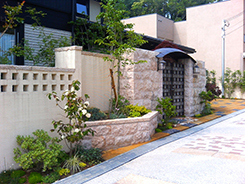 西宮市にお住まいのお客様へ 西宮の外構工事 リフォーム エクステリア 造園 ガーデニングはフィーリングガーデン 坂林盛樹園