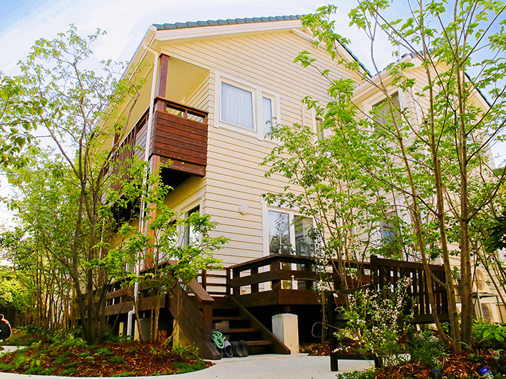 気分は森のお散歩 憧れの雑木林風のお庭 神戸市 H様邸 No G011 外構工事 施工例を見る 兵庫県 匠の外構工事 ガーデニング エクステリア 神戸 西宮 宝塚 三田のフィーリングガーデン 坂林盛樹園