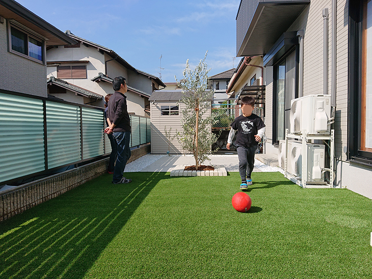 空間が広がった メンテナンスフリーのお庭 川西市 I様邸 No M004 外構工事 施工例を見る 兵庫県 匠の外構工事 ガーデニング エクステリア 神戸 西宮 宝塚 三田のフィーリングガーデン 坂林盛樹園 空間が広がった メンテナンスフリーのお庭 川西市 I様邸 No M004 外構工事 施工例を見る 兵庫県 匠の外構工事 ガーデニング エクステリア 神戸 西宮 宝塚 三田のフィーリングガーデン 坂林盛樹園