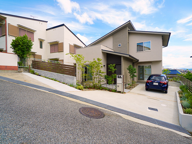 リフォーム お庭 外構 外構工事 施工例を見る 兵庫県 匠の外構工事 ガーデニング エクステリア 神戸 西宮 宝塚 三田のフィーリングガーデン 坂林盛樹園