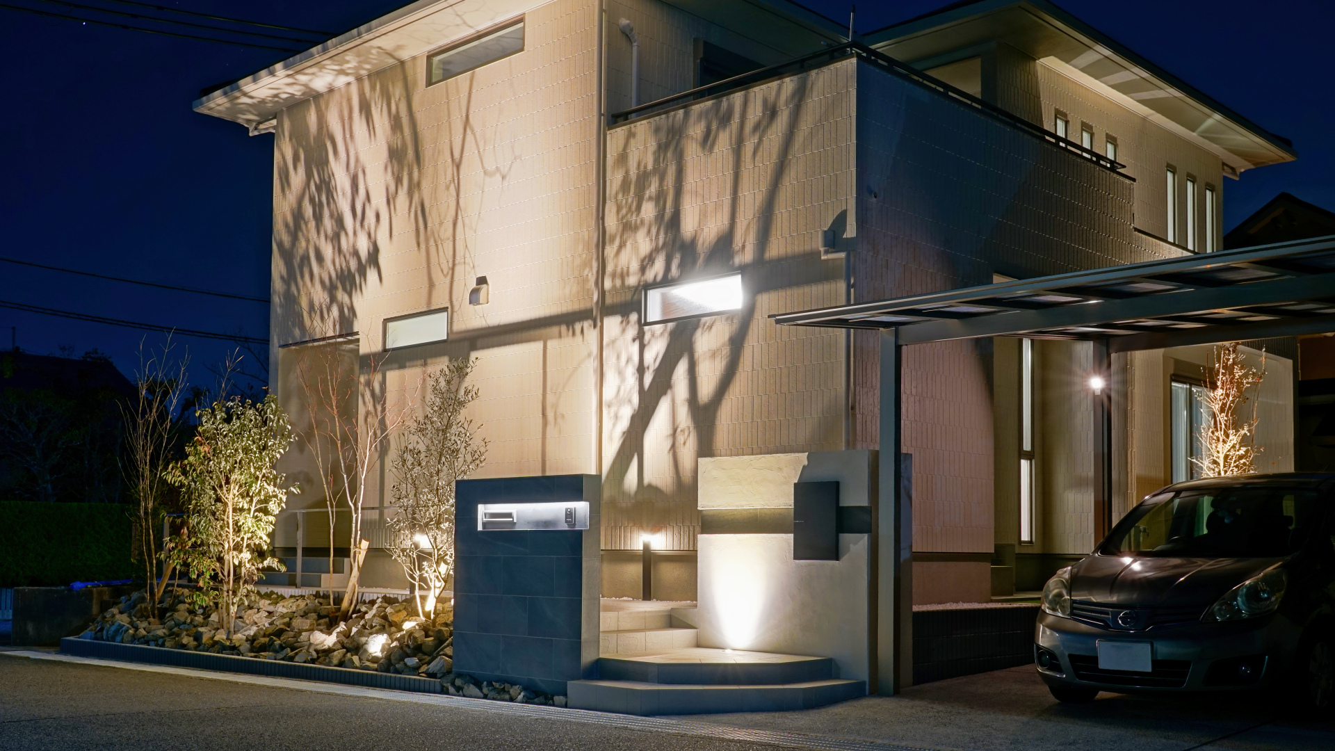 外構工事 動画 【新築外構】こだわりライティングで夜も美しいお庭