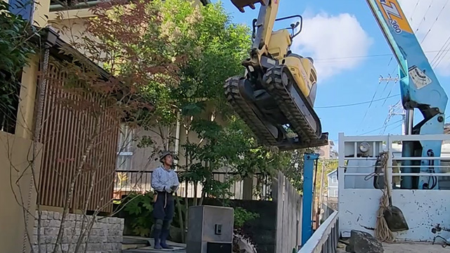 外構工事 動画 【外構職人の日常19】裏庭への重機搬入
